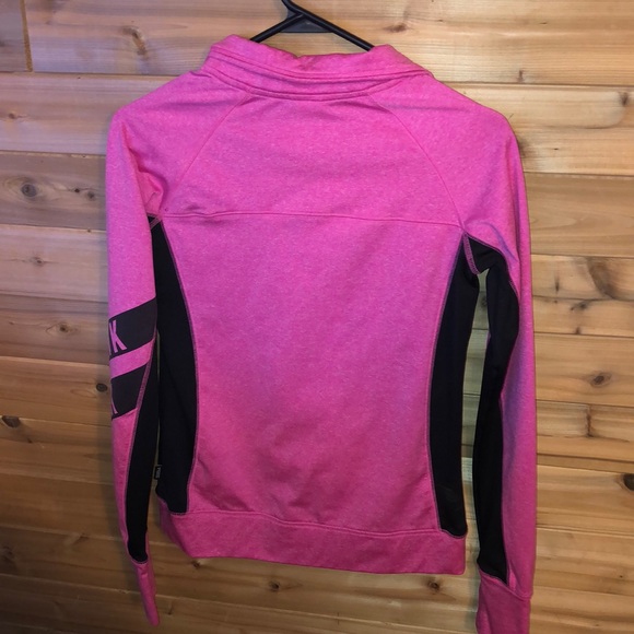 Victoria Secret PINK top - Picture 2 of 2